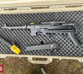 POTD: The GSG Schmeisser MP40 9×19