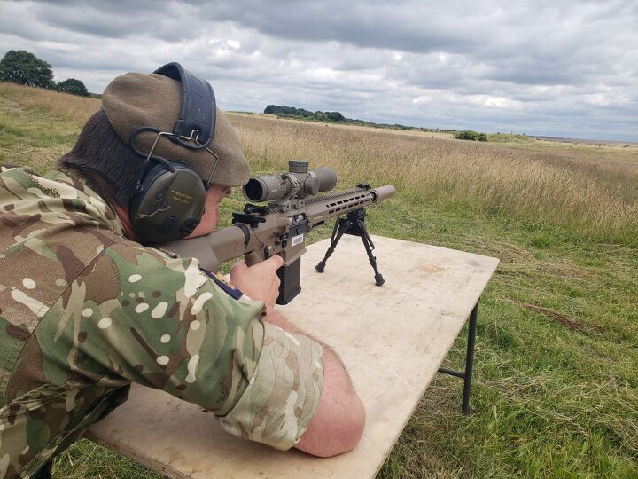 U.K. Royal Marines adopt a 6.5CM LMT as the L129A2, ft. HUXWRX and ...