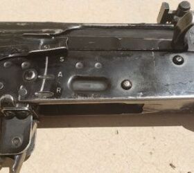 Note S-A-R markings on the receiver, identical to selector markings of Romanian AKs