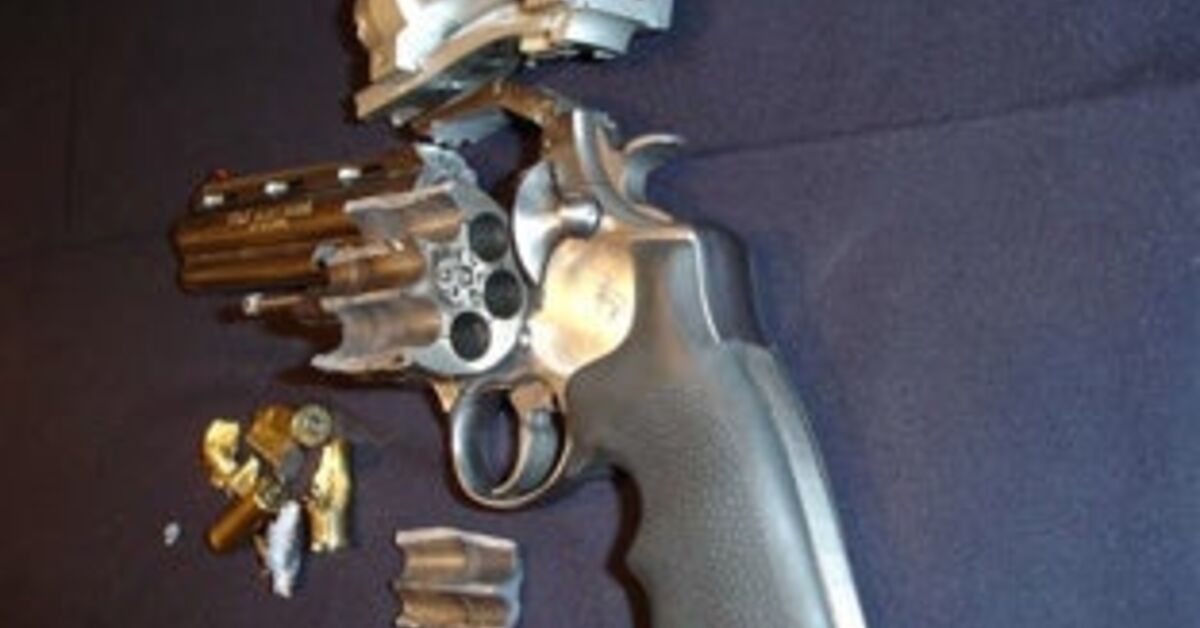 Wrecked Revolver Spectacularly blown up revolver! | thefirearmblog.com