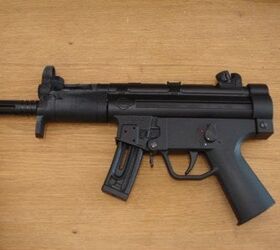 GSG-5PK: .22 MP5K patterened pistol (and photos)