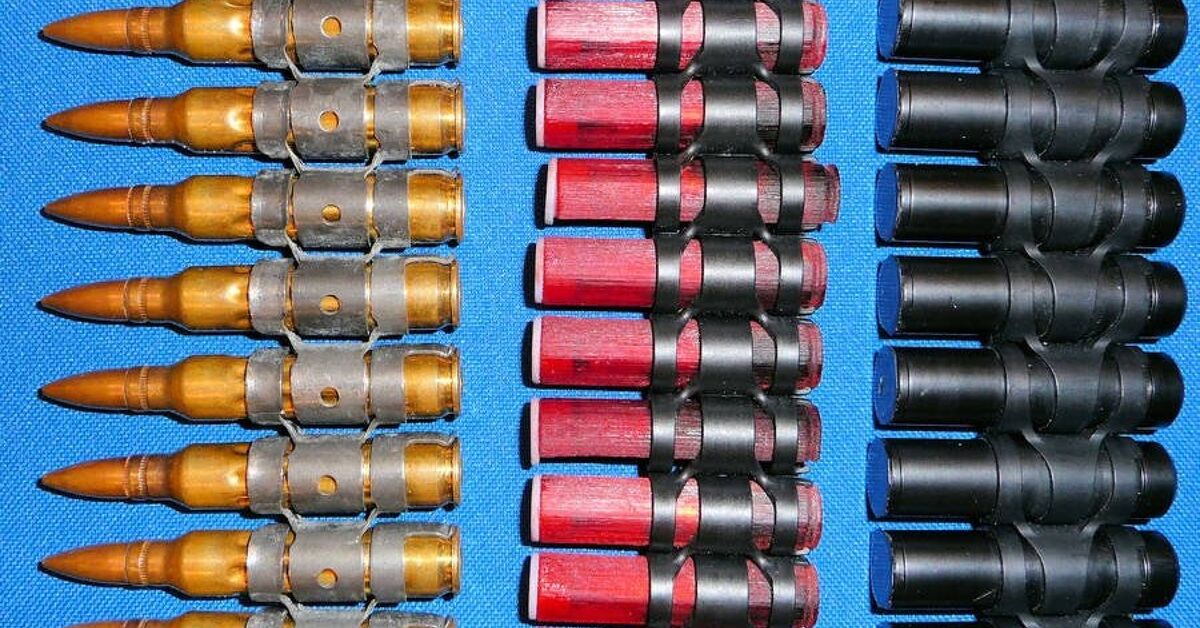 Lsat Army LSAT light machine gun and rifle | thefirearmblog.com