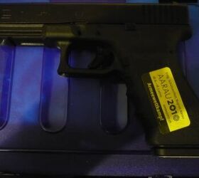 Gun control Swiss style: a yellow sticker