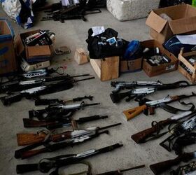 Guns captured by the police in Rio de Janeiro | thefirearmblog.com