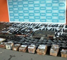 Mexican Marines confiscate huge Los Zetas weapon cache