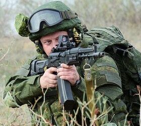 Improved AK-107, 60 round Magazine & Holo Sight
