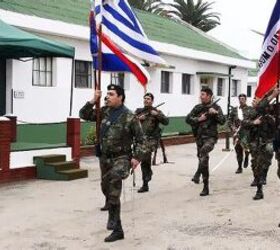 uruguay adopts glock 17 bizarrely they will be supplied as kits