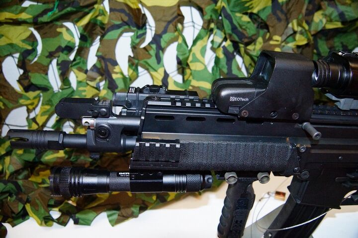 Exclusive: Taiwan's Latest Type XT Prototype Rifle | thefirearmblog.com