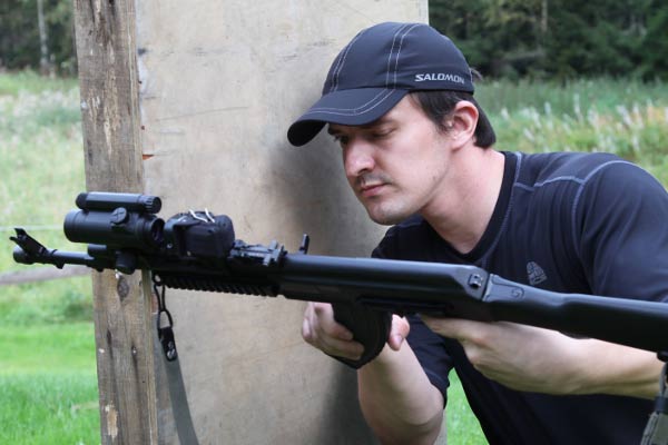 Hidesight: Optic Modifier Allows Use from Behind Cover | thefirearmblog.com