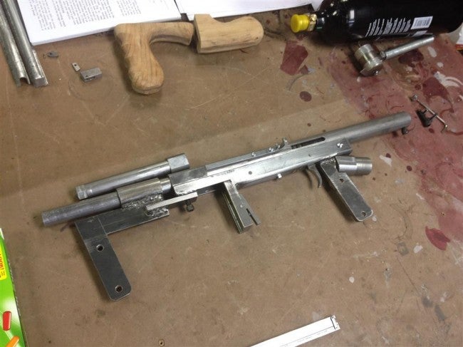 .32 Cal Caselman Air-Powered Machine Gun (UPDATE: More photos ...