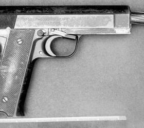 The Robinson Model 11 Machine Pistol: A 1940s PDW