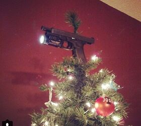 POTD: Christmas Tree Topped Glock