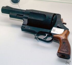 Chinese Small Arms from the 7th Beijing Police Equipment