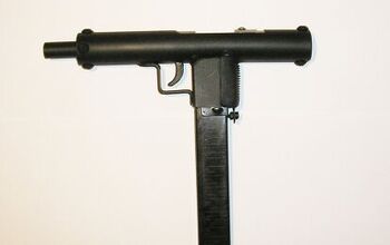 Simple and compact low-cost DIY submachine gun prototype