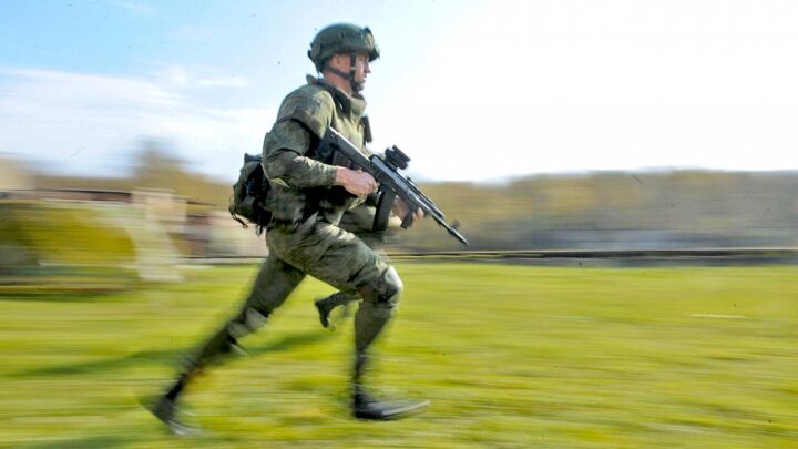 Viitorul Rafnic Ratnik: Russia's Warrior of The Future | thefirearmblog.com