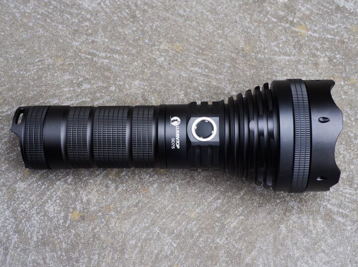 700 lumens led rechargeable flashlight sd700bk s&d leopard wont charge SC700d HI 21700 XHP70.3 Neutral White High CRI Inner Mountain Outfitters ion battery is rechargeable LUMINTOP SD75: A HUGE 4000