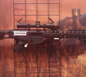 [SHOT 2016] KRG's Innovative FOX-42 7.62 Modular Rifle