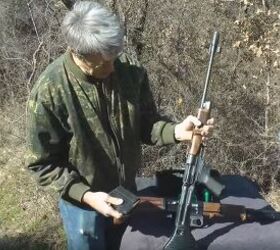 The SMG Guns Type 1 FG-42 Reproduction Is On Its Way!