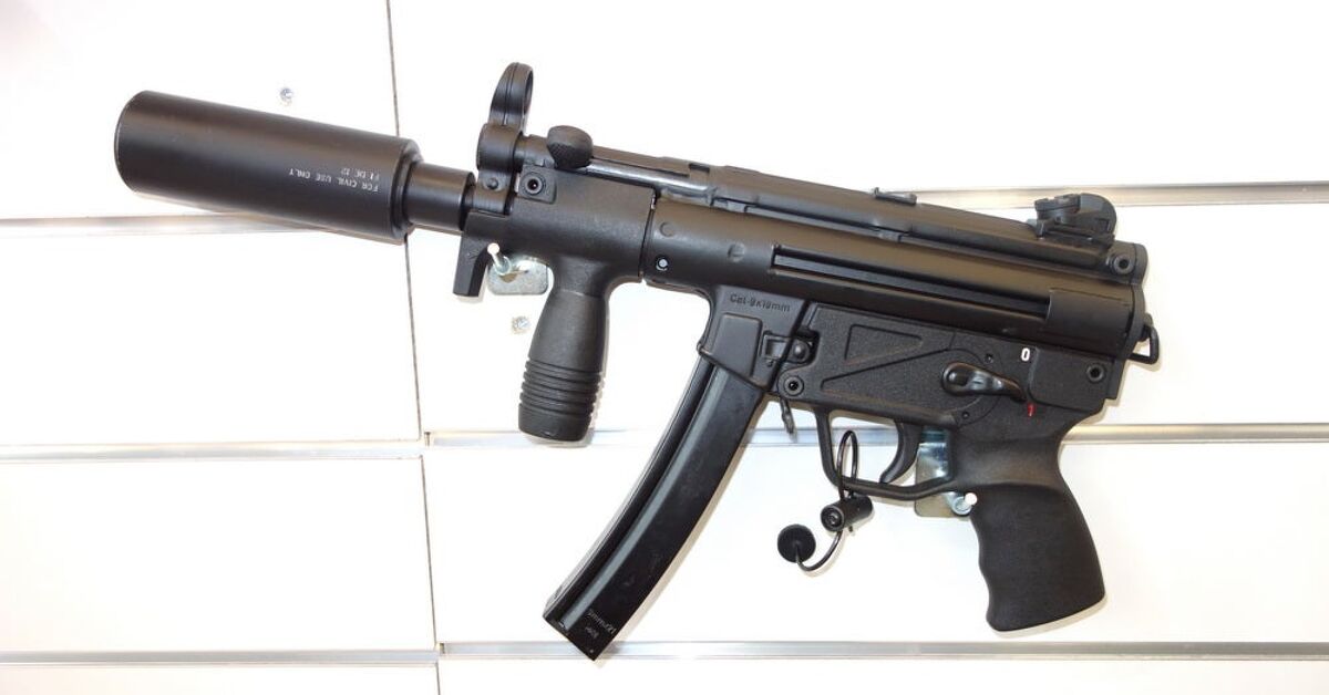Mpt 76 Rifle New rifle from MKE. MPT-76 in 7,62×51 NATO and the MP5 clones at IWA ...