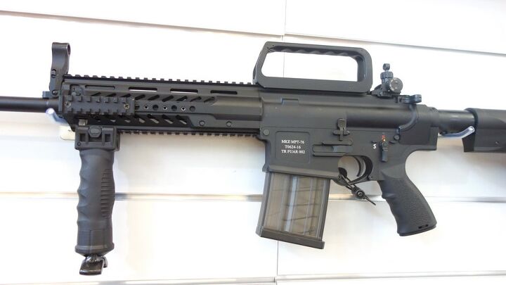 Mpt 76 Rifle New rifle from MKE. MPT-76 in 7,62×51 NATO and the MP5 clones at IWA ...