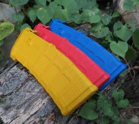 When Dyeing PMAGs, Liquid Or Powdered Dye?