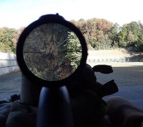 At 16x with center illuminated on day setting