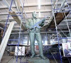 彫刻・オブジェ ak Kalashnikov Monument To Open In Moscow | thefirearmblog.com