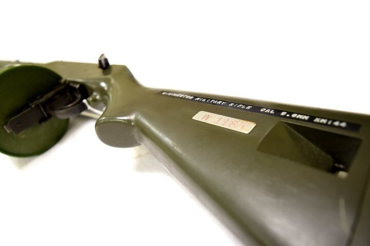 Firearm Showcase: The Winchester SPIW Flechette Rifles at the Cody ...