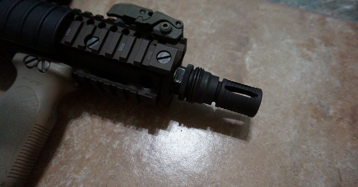 Silencerco History: Pre-Buyout SWR ASR A2 Flash Hider | thefirearmblog.com