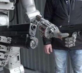 Russian Robot Dual Wielding Glock Pistols