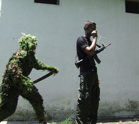 Well, sometimes 'Politics, not Firearms' may be the best choice to dispatch a sentinel. This stealthily-approaching COMANF is about to use his machete to do that...