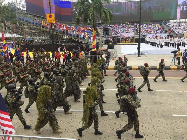 Merdeka 2017: Malaysia's Small Arms Arsenal On Parade | thefirearmblog.com