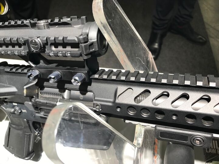 Rs556 In detail: The Steyr Mannlicher RS-556 rifle | thefirearmblog.com