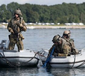 The German Bordeinsatzkompanie with HK MP5s and G36s | thefirearmblog.com