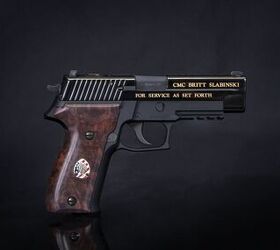 Right side view of the SIG MK25 presented to Slabinski (SIG Sauer)