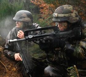 POTD: French FAMAS in Operation Carnyx