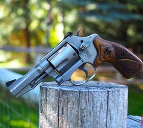 Wheelgun Wednesday: The Happy Medium – S&W Model 60