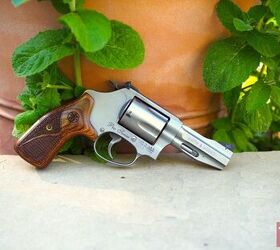 wheelgun wednesday the happy medium s w model 60