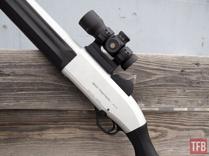 Freedom Rds Ballistic Cap TFB Review: Leupold Freedom RDS | thefirearmblog.com