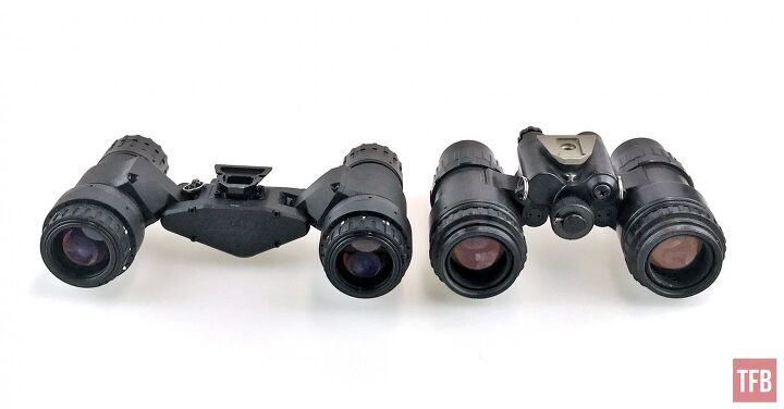 Зверніть увагу, як модулі DTNVG піднімаються вище, ніж "ластівчин хвіст", але PVS-15 цього не може.