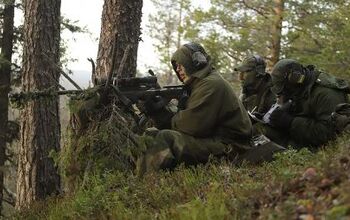 POTD: Swedish Arctic Rangers with PSG 90B Sniper Rifles