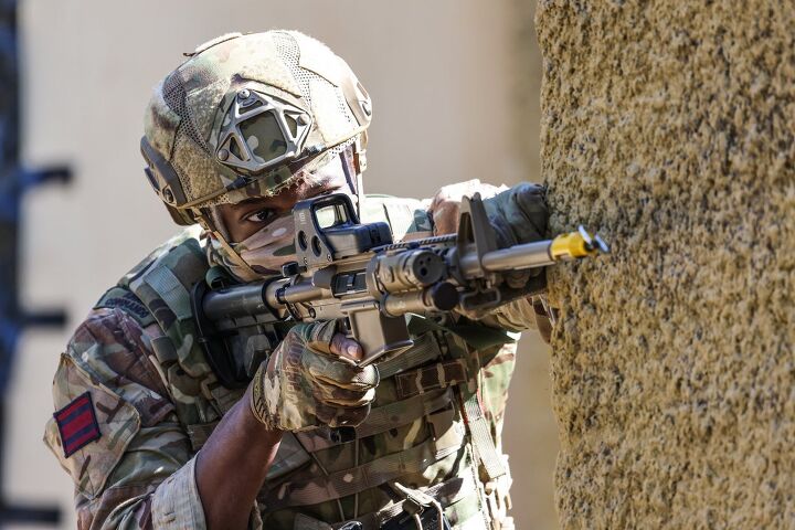 UK Seeking New 'Army Special Operations Brigade Rifle' | thefirearmblog.com