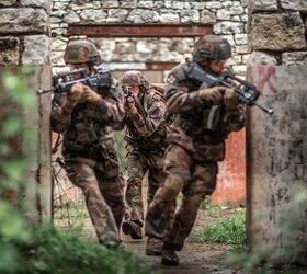 potd famas fusil d assaut de la manufacture d armes de saint etienne