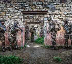 potd famas fusil d assaut de la manufacture d armes de saint etienne