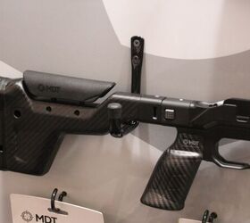 [SHOT 2022] MDT HNT26 - Note the adjustable folding stock