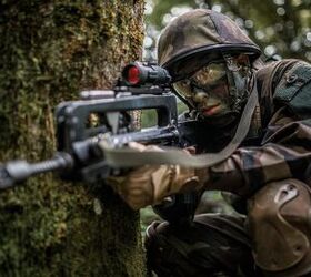 POTD: FAMAS in the 35e Regiment d'Infanterie