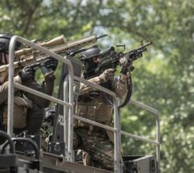 POTD: Slovenian Police with HK416A5, G28 and FN F2000S