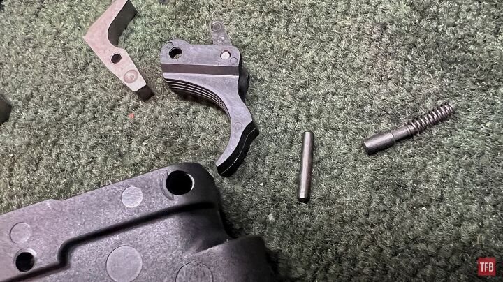 Trigger Bench TFB Armorer's Bench: Franklin Armory 10/22 Binary Trigger Installation ...