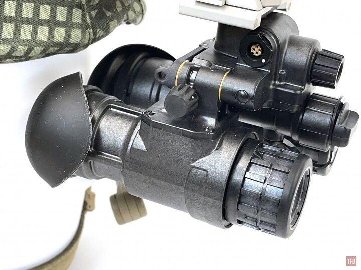 Friday Night Lights: Dual Tube Spotlight – L3Harris BNVD PVS-31A ...