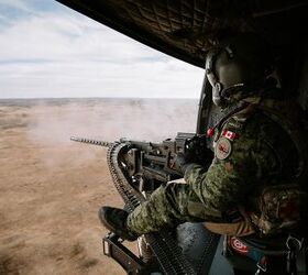 POTD: Canadian Door Gunner with GAU-21 Machine Gun